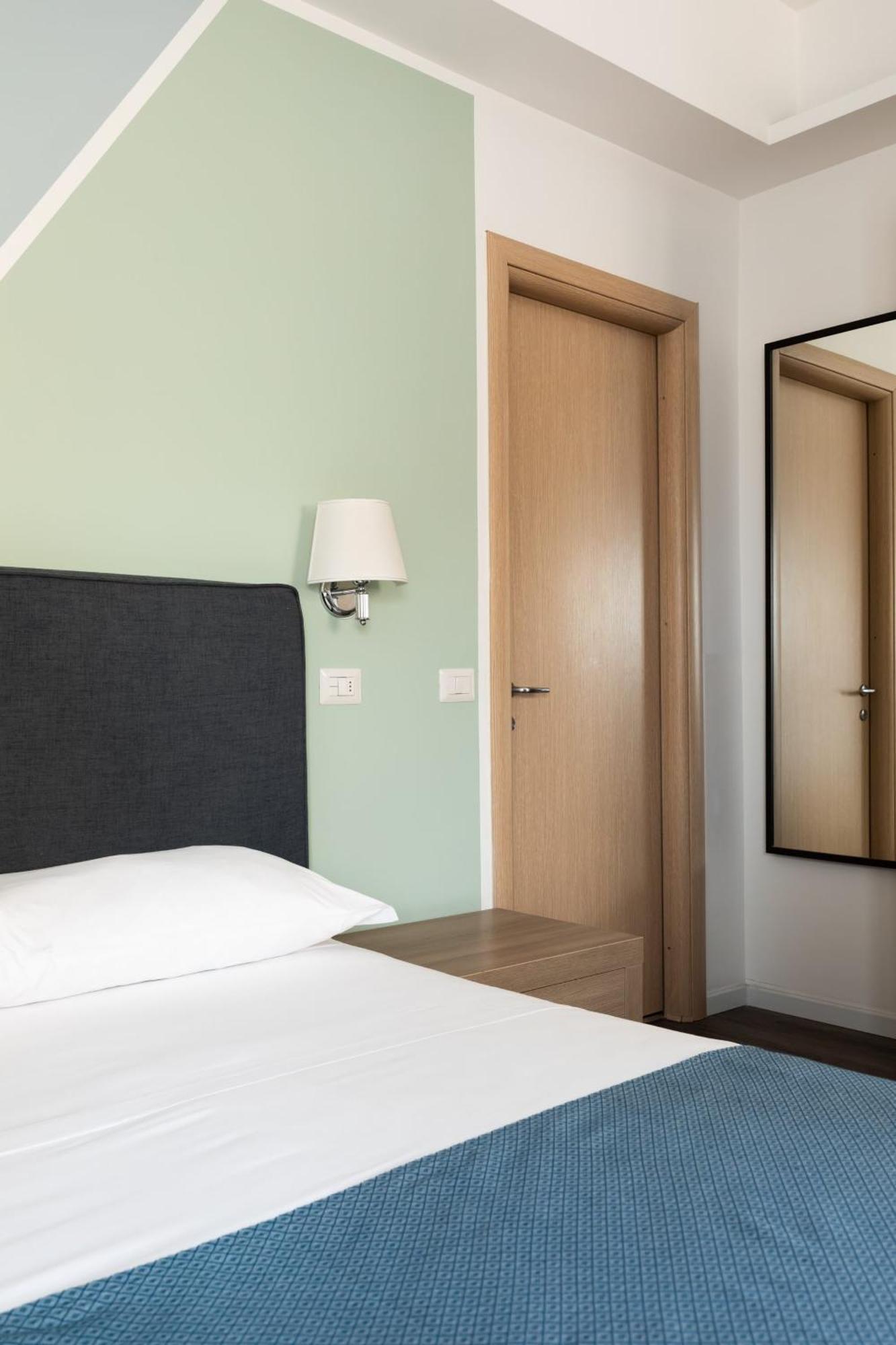 Fleming Suites By Hili Rome Bagian luar foto