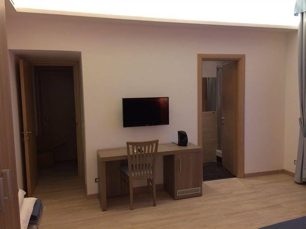 Fleming Suites By Hili Rome Bagian luar foto